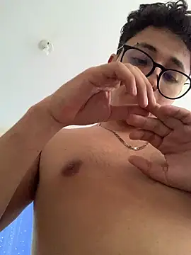 Adonibaskerville4 – Live XXX-chat