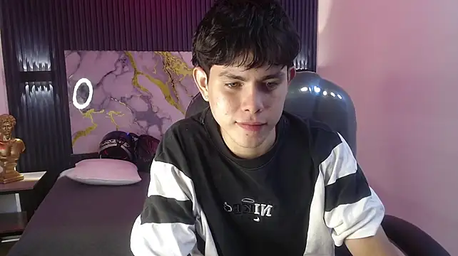 Eliot_rizzo live XXX chat