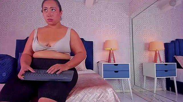 SeleneDavidsLS live XXX chat