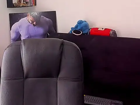 Онлайн чат XXX MarckMathews