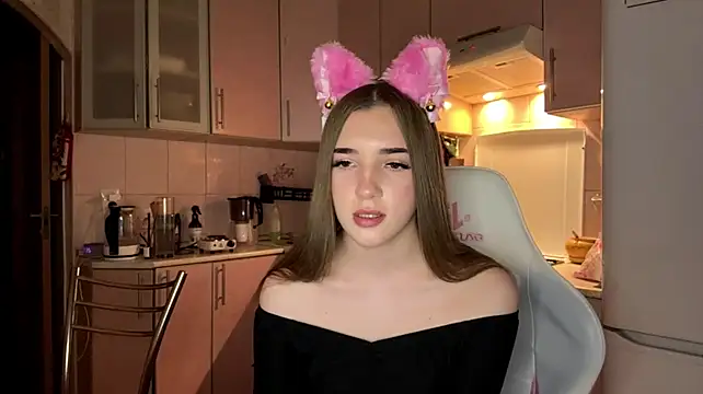 PamelaBurson live XXX chat