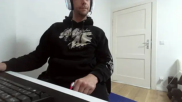 fit_ass_2021's Live XXX Chat