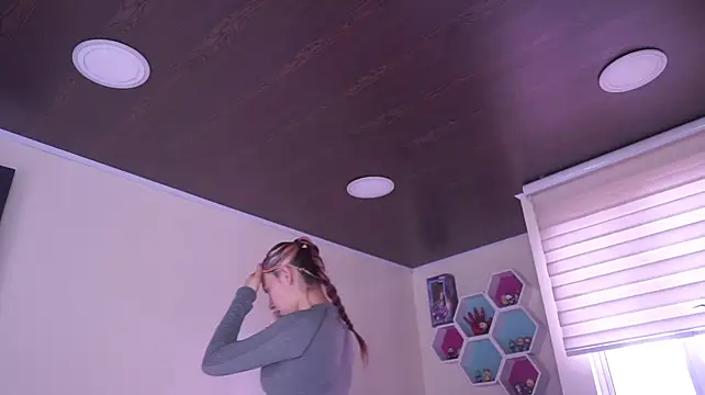 Rebecah_1's Live XXX Chat
