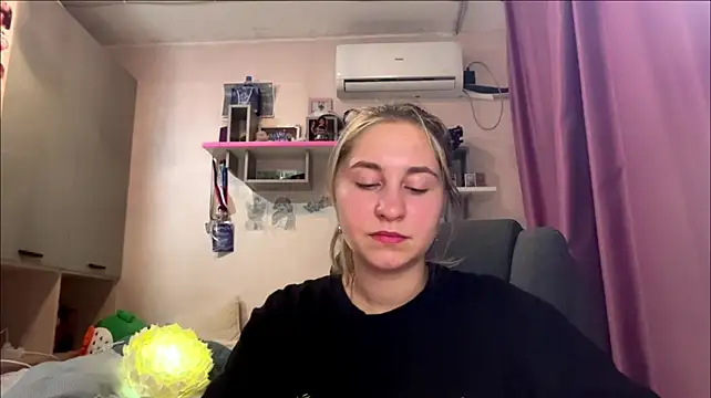 Živý XXX chat VelvetPinnick