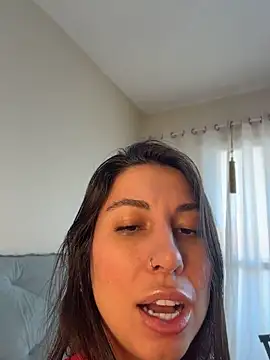 XXX chat uživo modela Carolini09