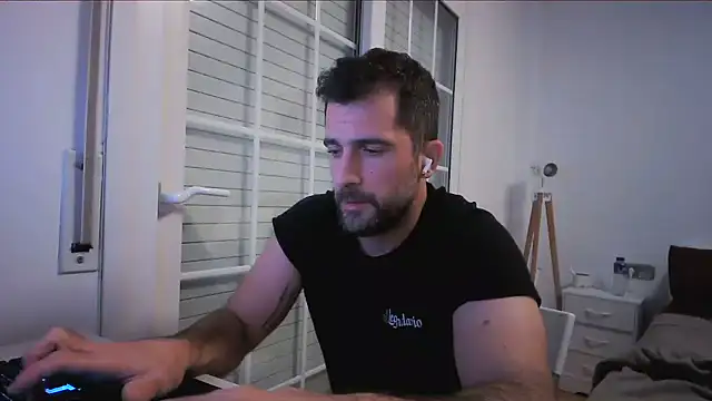 alex877xn Live XXX chat