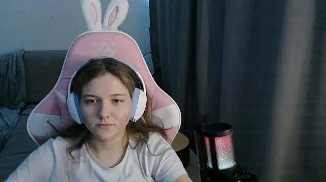 HelenMo0n Chat XXX live