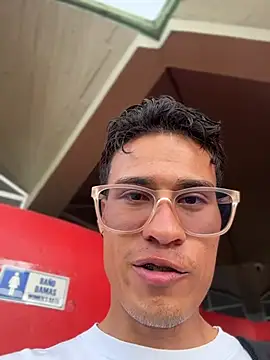 TavoHot_n Live XXX chat