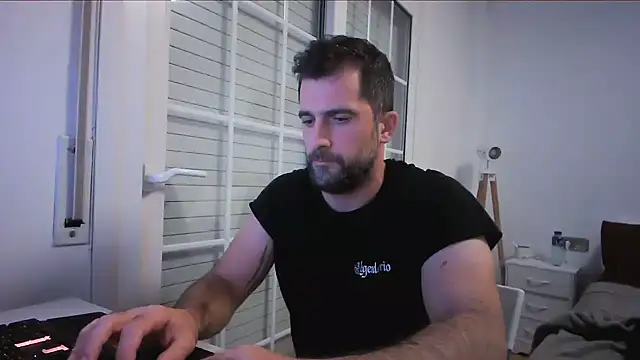 alex877xn Live XXX chat