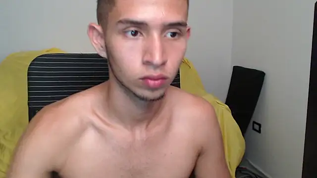 Chat XXX en directo de harold_18_