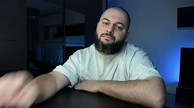 DravenPeak's Live XXX Chat