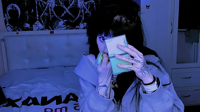 Chat XXX ao vivo de AllisonDeetz