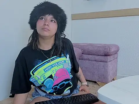 mia_lemarc Obrolan Langsung XXX