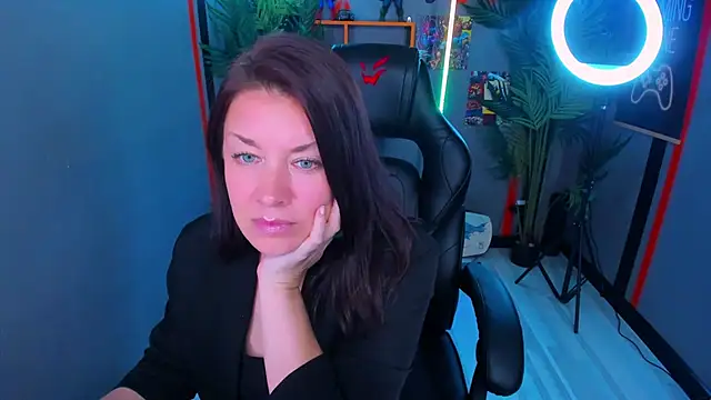 AnaMills' Live XXX Chat