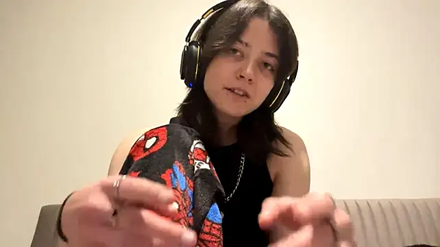 ArriSatty Chat XXX live