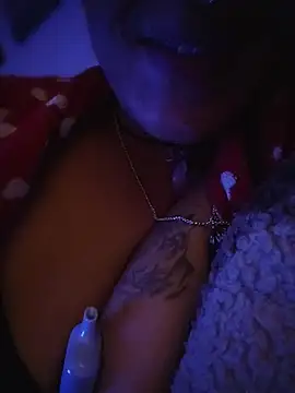 Delish_Lilith Chat XXX live