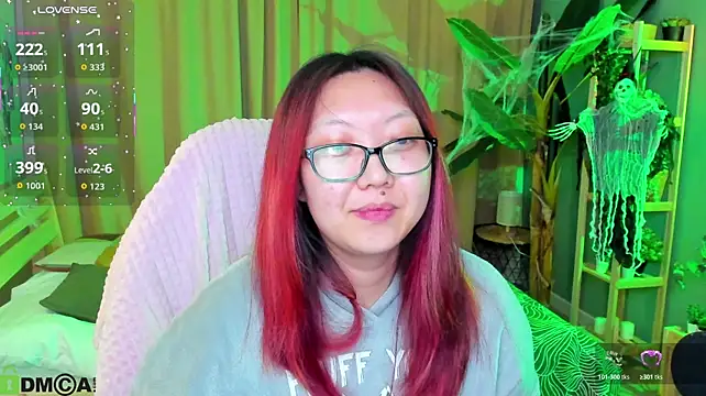 Chat +18 de Marine_Vact ao vivo