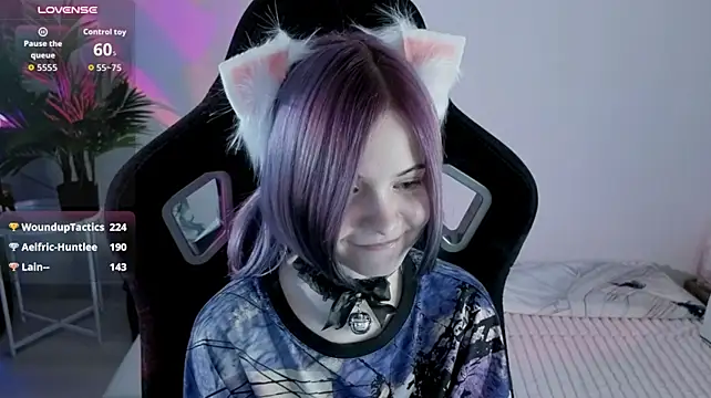 Hikkacat Chat XXX in diretta