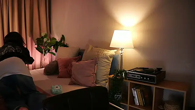 دردشة Shadow_Lotus الجنسية المباشرة
