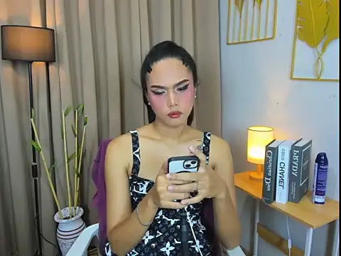 Ms_Kendal Adlı Modelin Canlı XXX Sohbeti