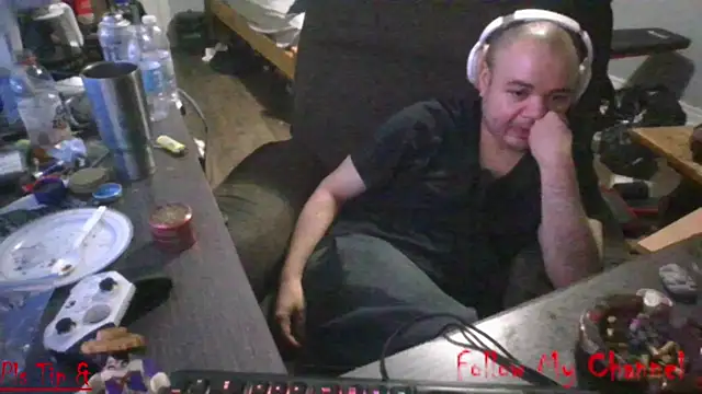 Chatroom XXX en direct de Nb1979