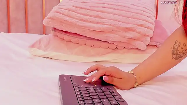 Zoe_Monrow live XXX chat