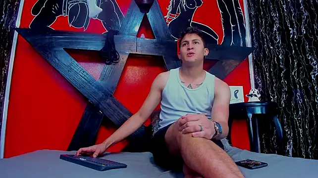 Axel_Romanov XXX чат на живо
