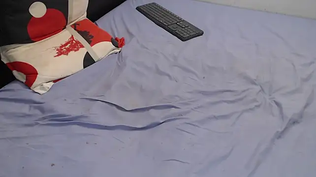PreciousJohn87 élő XXX-chatje