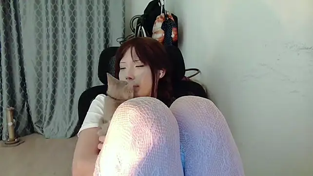 AprilOnilll 라이브 XXX 채팅