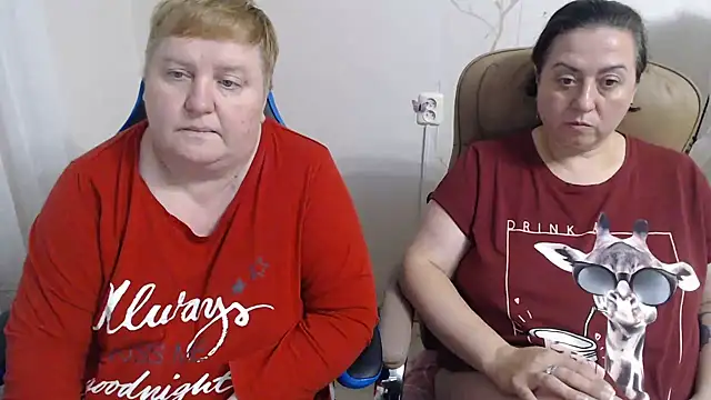 Lindy-Jeanie Live XXX Chat
