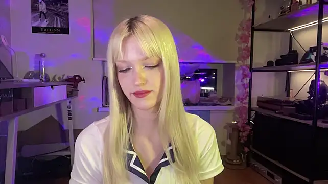 ShoshanaNogueras XXX чат на живо