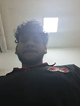 prototipoA45's Live XXX Chat