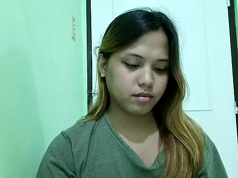 fvckingemmieee 라이브 XXX 채팅