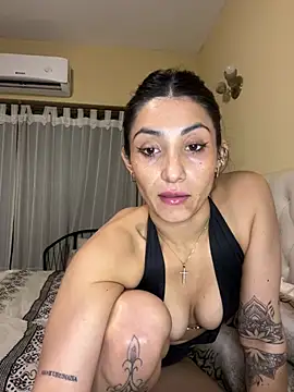 IsabellaGonzalez's Live XXX Chat