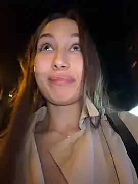 ICrazyOneIRL Chat XXX in diretta