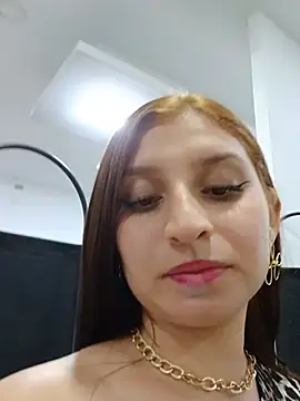 ALYSSON__29のライブXXXチャット