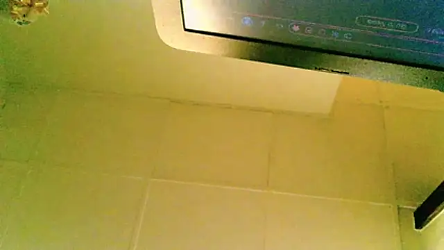 ORUOMA Live XXX Chat