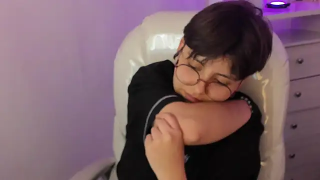 Nathaly_ds Obrolan Langsung XXX