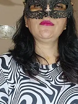 แชท XXX สดของ BhabhiPooja69