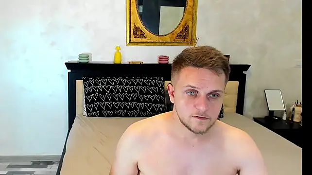 Онлайн чат XXX DirtyThree