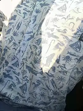 צ'אט XXX בשידור חי של milf_hunter2222