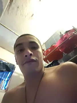daddy322456 élő XXX-chatje