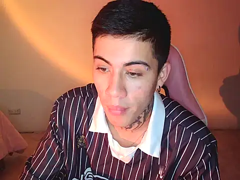 Chat +18 de David_LongVibe ao vivo