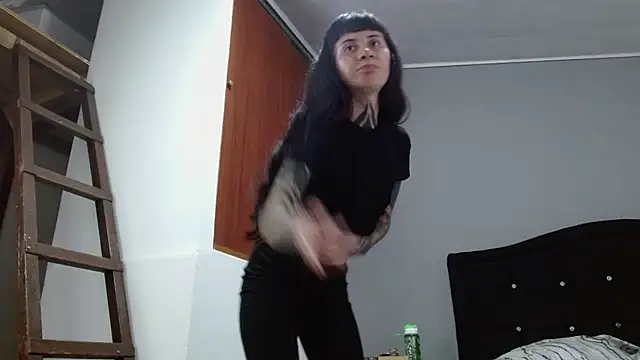 Živý XXX chat Emilia_1995