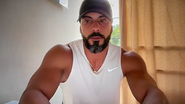 romeolovedark's Live XXX Chat