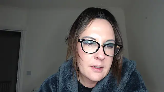 Humiliatrixxxx: απευθείας συνομιλία ΧΧΧ