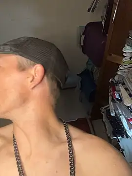 KBONE36 élő XXX-chatje