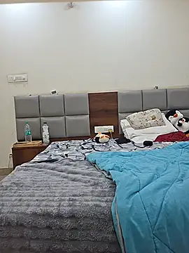 Hugetoolnick – Naživo XXX chat