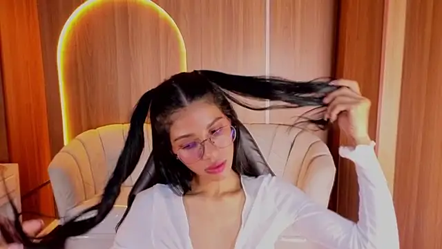 Alina_b_ 라이브 XXX 채팅