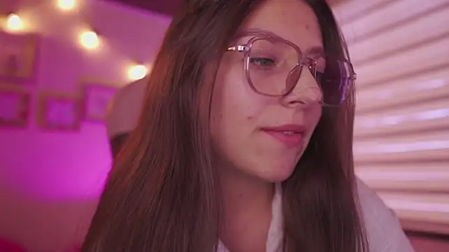 XXX chat uživo modela milly_kenner